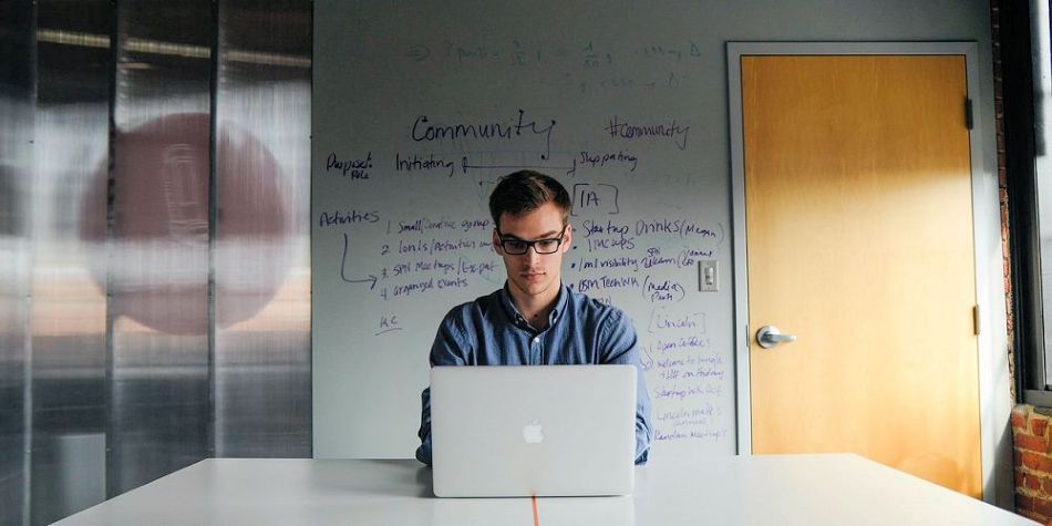 You are currently viewing Le recru­teur indé­pen­dant : une acti­vité en plein développement