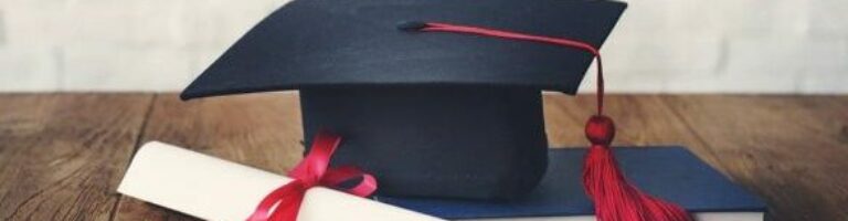 La véri­fi­ca­tion des diplômes lors du recru­te­ment : est-ce essen­tiel ou superficiel ?